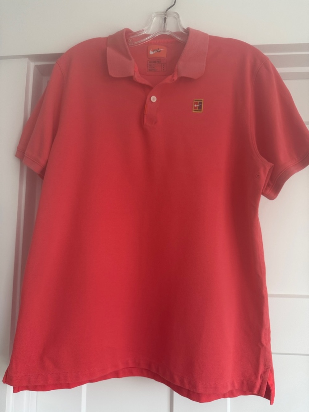 Nike Men’s Coral Polo Tennis Shirt Medium